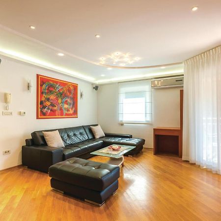 Cozy Apartment In Rijeka With Kitchen Экстерьер фото